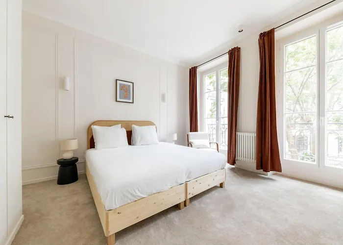 Luxury 3 Bedrooms - 3 Bathrooms - Ac - Montmartre - Opera パリ